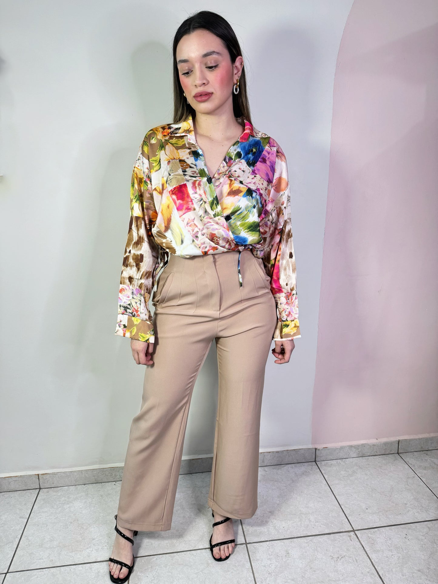 Blusa Floral Neutro