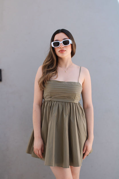 VESTIDO VERDE OLIVE